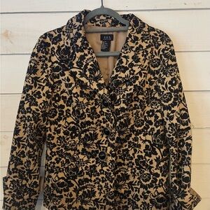 RQT Petite Women's Black and Tan Floral Blazer Jacket